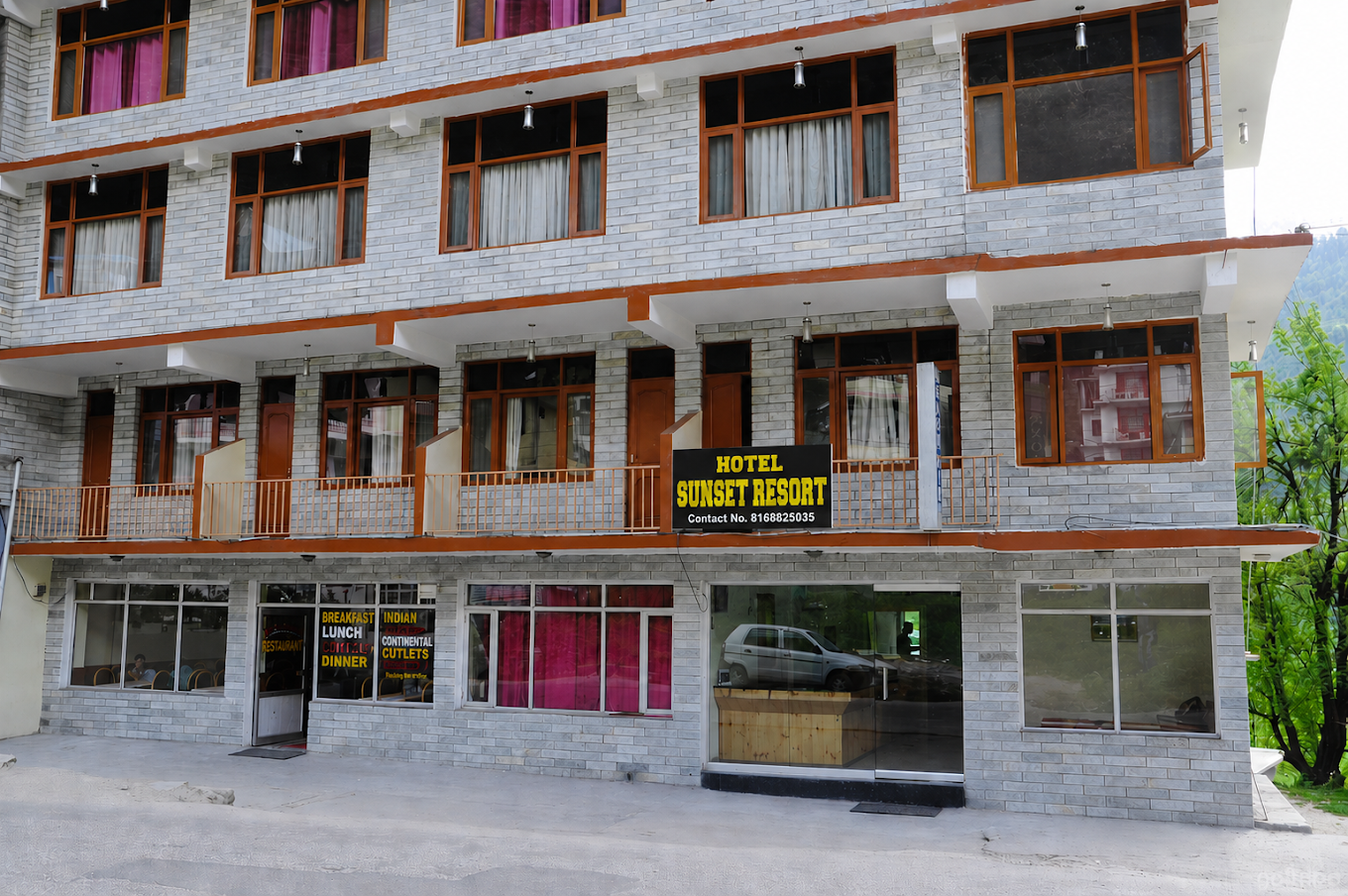 Sunset Resort building exterior, Tapovan Rishikesh